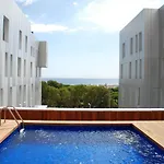 Durlet Beach Apartments
